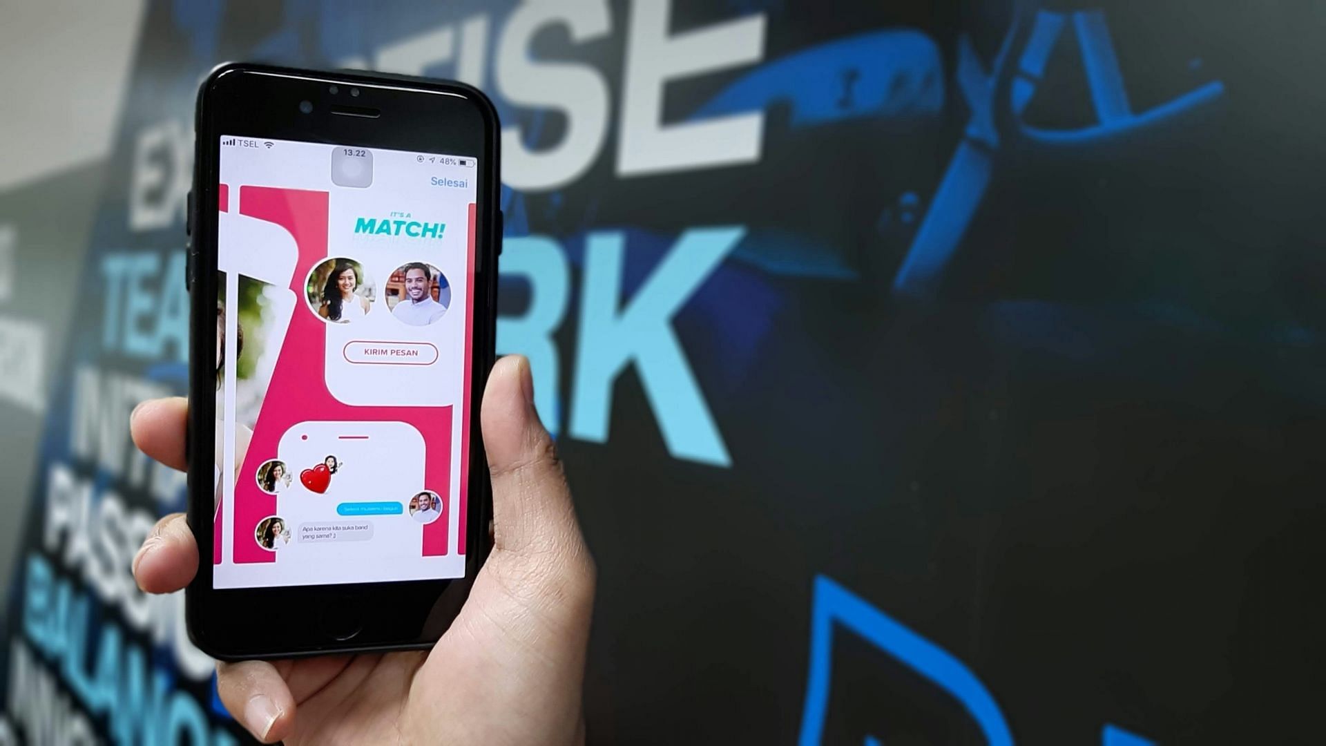 Tinder addiction can be associated with mental health issues. (Image via Unsplash/Yogas design)
